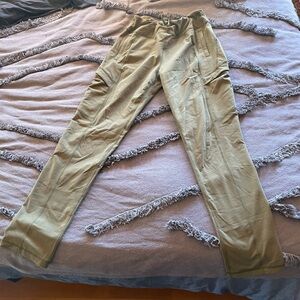 Duluth Trading Co Olive Leggings - Mx31